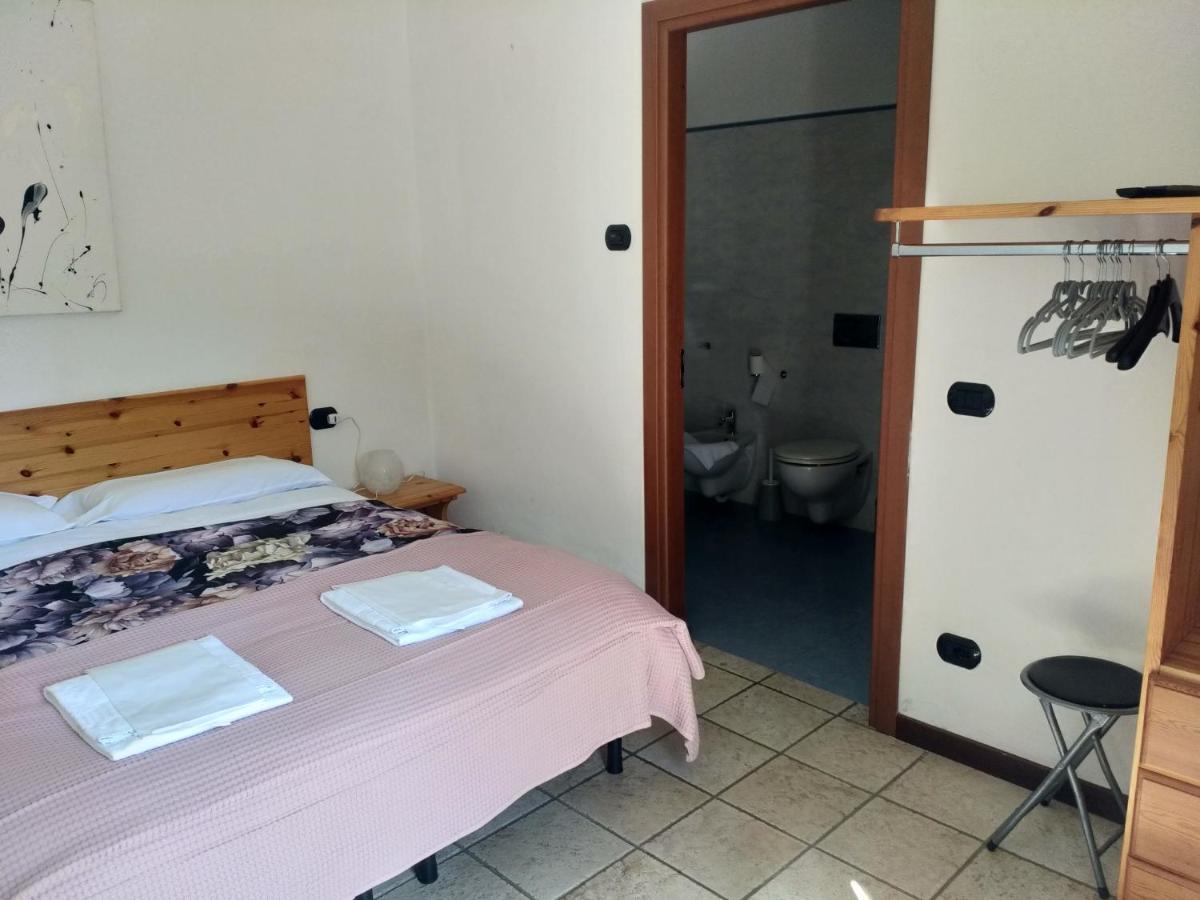 Agriturismo La Fonte Di Mariella Gravedona Kültér fotó