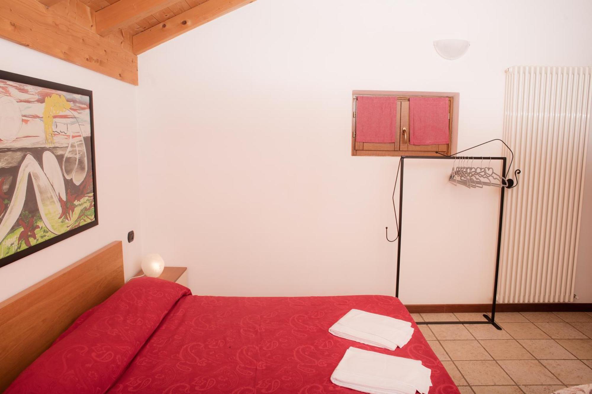 Agriturismo La Fonte Di Mariella Gravedona Kültér fotó